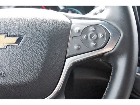 Used 2024 Chevrolet Traverse LT image 22