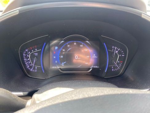 Used 2019 Hyundai Santa Fe SEL image 18