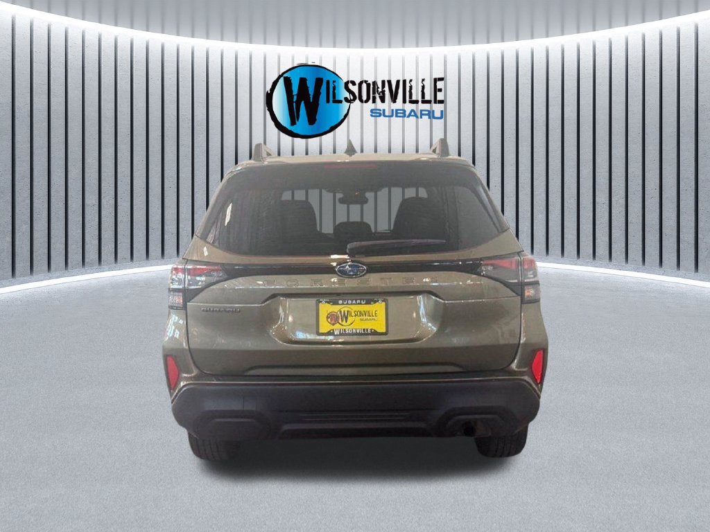 Used 2025 Subaru Forester Premium AWD/4WD image 5