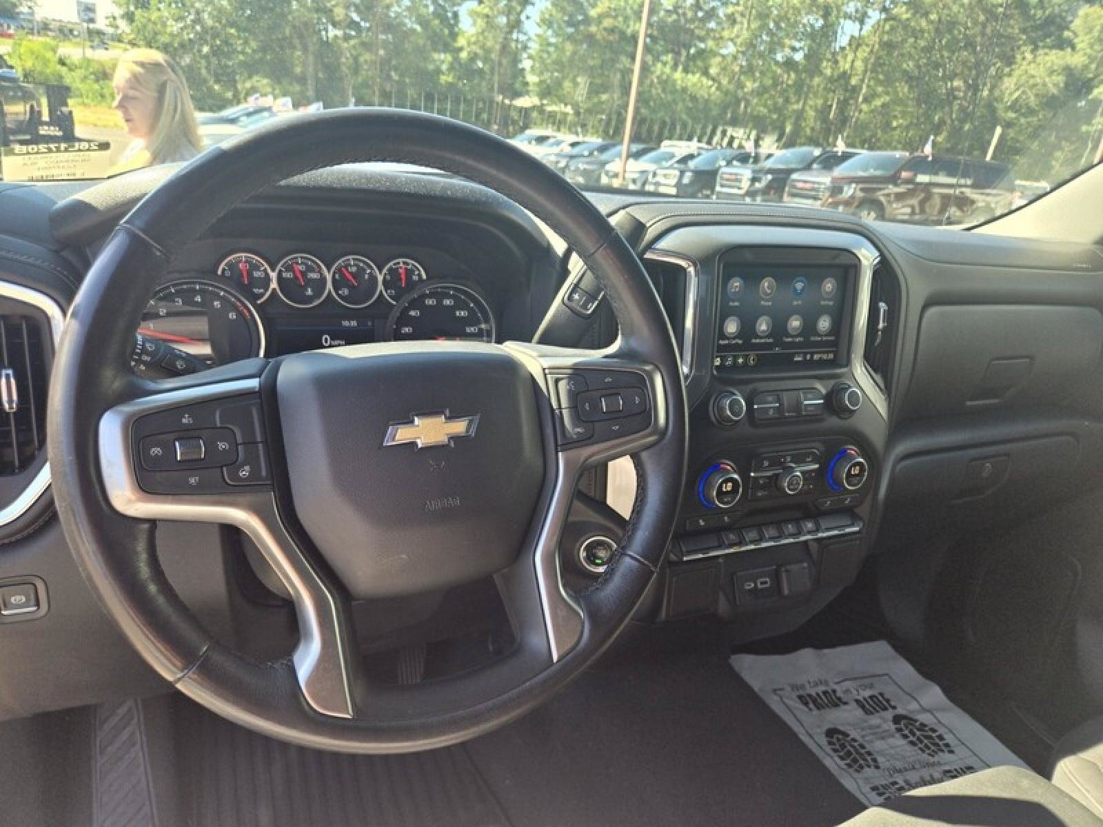 Used 2020 Chevrolet Silverado 1500 LT w/ All-Star Edition AWD/4WD image 7