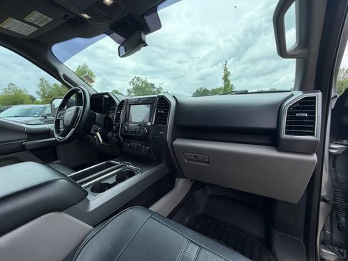 Used 2020 Ford F150 XLT w/ Equipment Group 302A Luxury AWD/4WD image 24