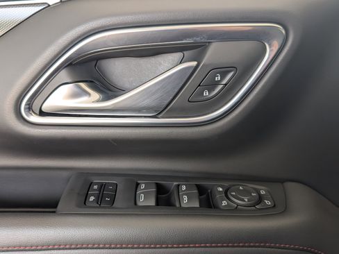 Used 2022 Chevrolet Tahoe RST w/ Luxury Package RWD image 15