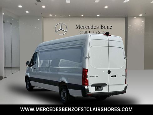 New 2025 Mercedes-Benz Sprinter 2500 image 3