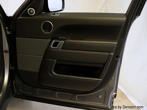 Used 2022 Land Rover Range Rover Sport HSE Silver Edition image 34