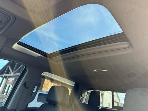 Used 2021 Chevrolet Silverado 2500 LTZ w/ LTZ Plus Package image 34