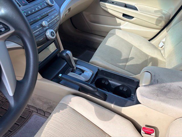 Used 2011 Honda Accord LX-P image 14