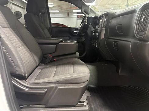 Used 2024 Chevrolet Silverado 2500 Custom w/ Custom Value Package AWD/4WD image 10