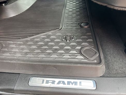 Used 2022 RAM 1500 Laramie image 26