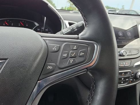 Used 2024 Chevrolet Equinox LT FWD image 22