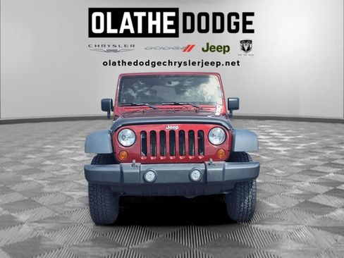 Used 2010 Jeep Wrangler Unlimited Sport AWD/4WD image 27