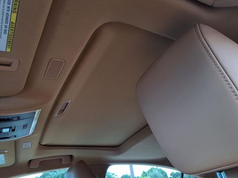 Used 2023 Lexus ES 350 w/ Premium Package image 17