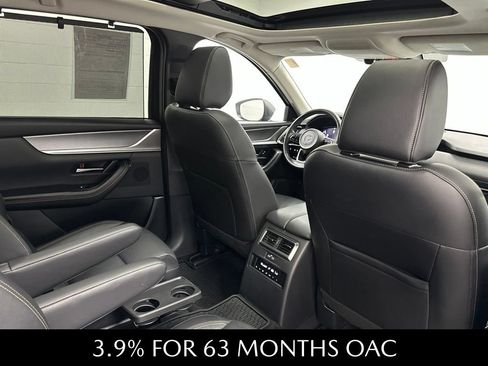 Certified 2024 MAZDA CX-90 Plug-In Hybrid w/ Premium Pkg AWD/4WD image 27