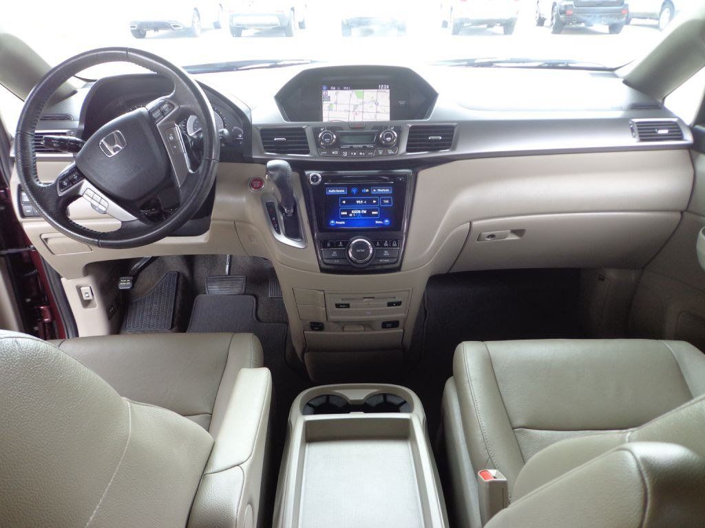 Used 2014 Honda Odyssey Touring image 25