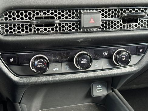 Used 2025 Honda HR-V Sport image 20