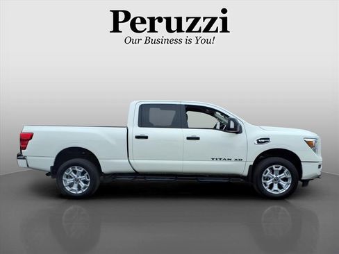 Certified 2024 Nissan Titan SV w/ SV Convenience Package image 2