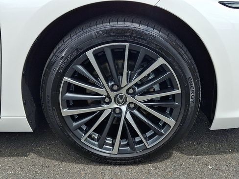 Used 2024 Lexus ES 350 w/ Premium Package FWD image 27