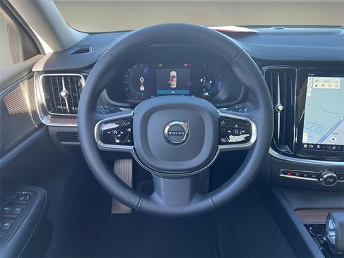 Used 2024 Volvo S60 B5 Plus w/ Climate Package image 16