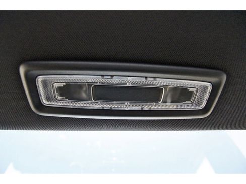 Used 2025 GMC Sierra EV Denali AWD/4WD image 16