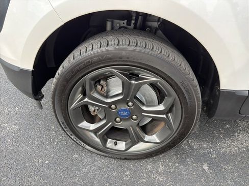 Used 2018 Ford EcoSport SES image 9