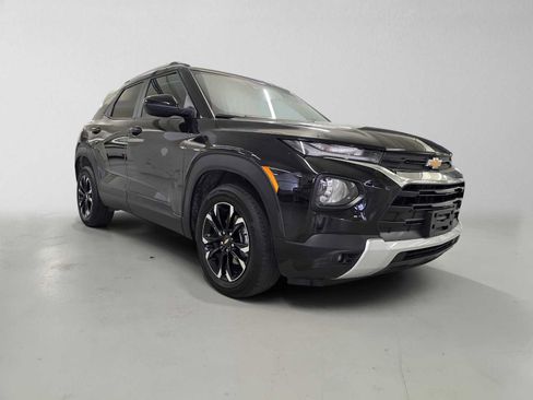 Used 2023 Chevrolet TrailBlazer LT FWD image 7