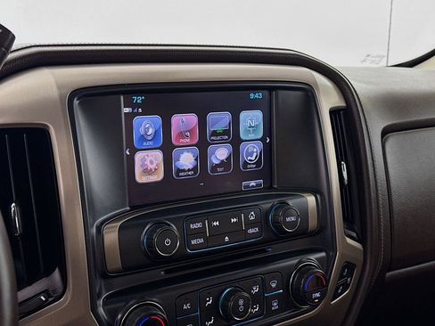 Used 2017 GMC Sierra 3500 Denali w/ Duramax Plus Package AWD/4WD image 16