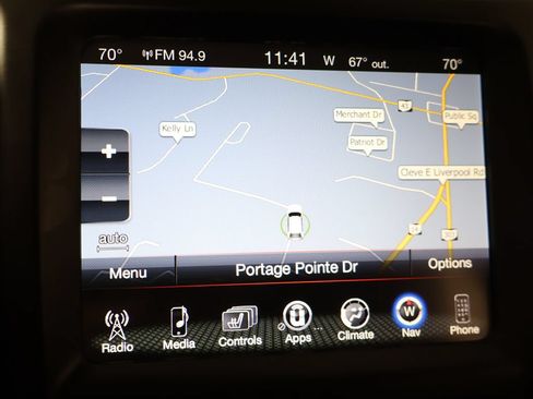 Used 2017 Jeep Cherokee Overland AWD/4WD image 51