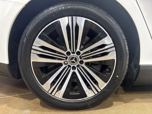 Used 2022 Mercedes-Benz EQS 450+ Sedan image 52