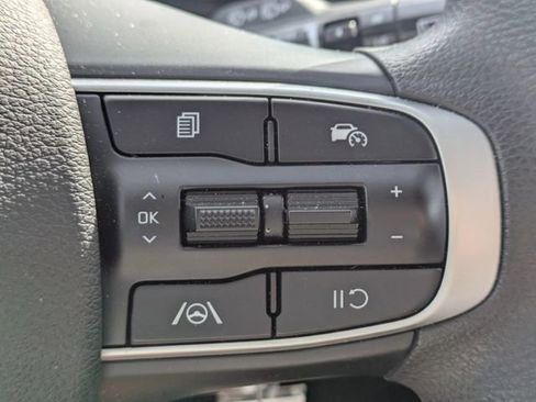 Used 2025 Kia Sportage LX FWD image 24
