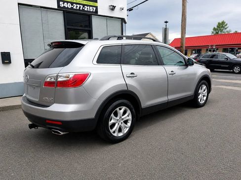 Used 2012 MAZDA CX-9 Touring w/ Moonroof & Bose Audio Pkg AWD/4WD image 5