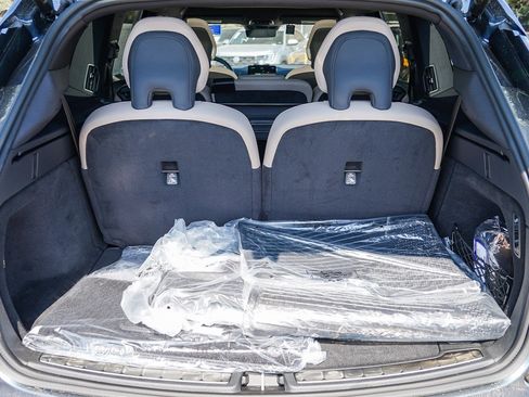 New 2025 Volvo EX90 Ultra image 12