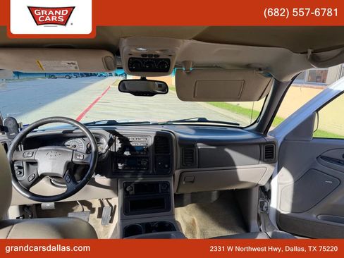 Used 2005 Chevrolet Tahoe LT w/ LT Preferred Equipment Group image 10