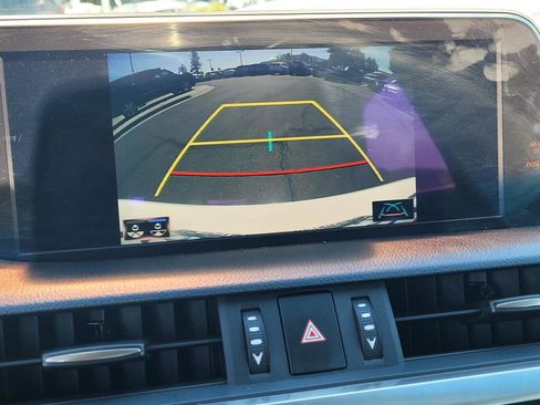 Used 2020 Lexus ES 350 w/ Premium Package FWD image 15