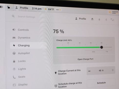 Used 2024 Tesla Model Y Long Range image 33