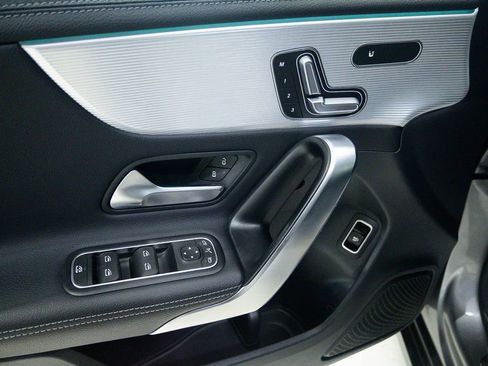 Certified 2023 Mercedes-Benz CLA 250 4MATIC image 18