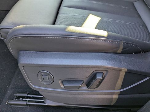 New 2025 Audi Q5 Premium Plus image 12