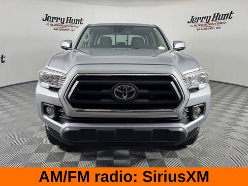 Used 2021 Toyota Tacoma SR5 w/ SR5 Appearance Package (SM) RWD image 6