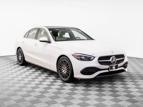 Used 2023 Mercedes-Benz C 300 4MATIC Sedan image 8