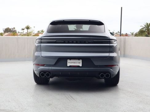 New 2026 Porsche Cayenne Coupe AWD/4WD image 10