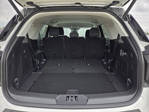 New 2025 Ford Explorer Active image 29