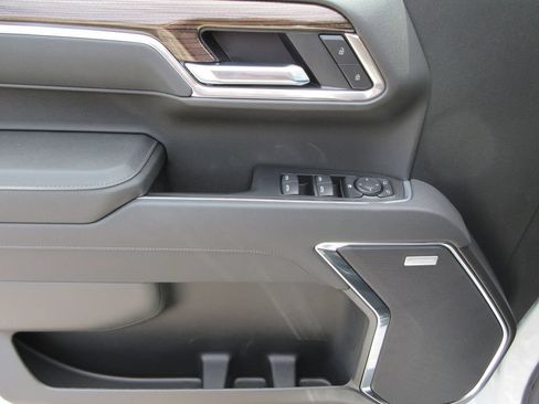 New 2026 Chevrolet Silverado 1500 LT Trail Boss w/ Convenience Package II AWD/4WD image 23