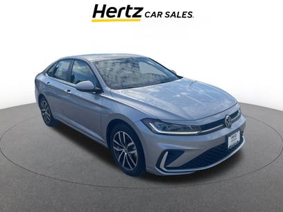 Used 2025 Volkswagen Jetta SE