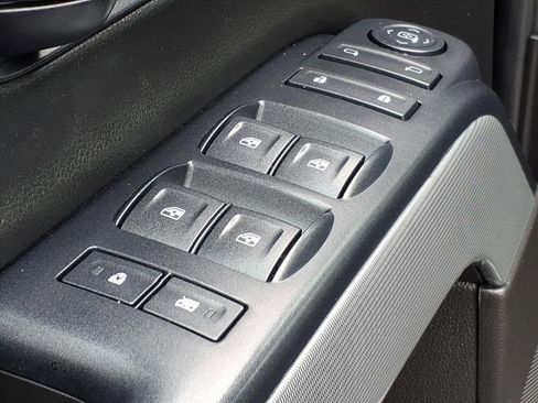 Used 2016 Chevrolet Silverado 1500 LT w/ Midnight Edition image 13