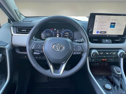 Certified 2024 Toyota RAV4 Limited AWD/4WD image 16