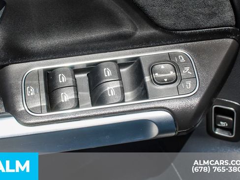 Used 2024 Mercedes-Benz GLB 250 image 39