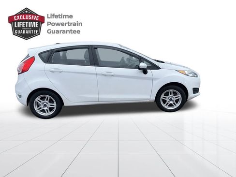 Used 2018 Ford Fiesta SE image 7