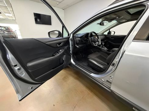 Used 2022 Subaru Outback Premium AWD/4WD image 13