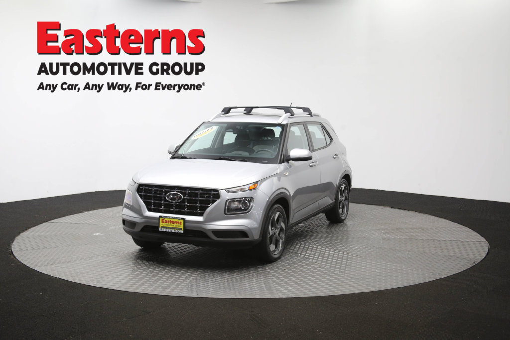 Used 2023 Hyundai Venue SEL FWD image 58