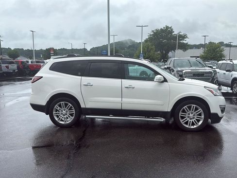 Used 2015 Chevrolet Traverse LT AWD/4WD image 4