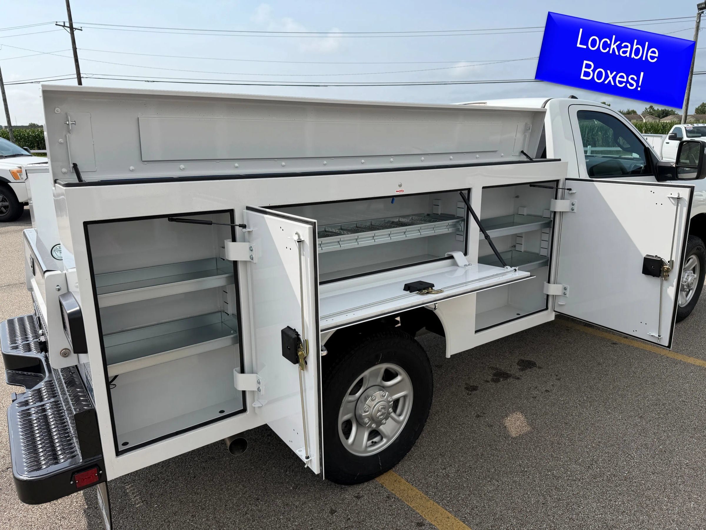 Used 2024 RAM 3500 Tradesman AWD/4WD image 2