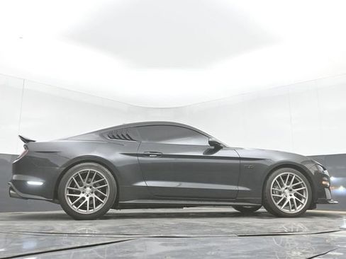 Used 2022 Ford Mustang GT RWD image 34